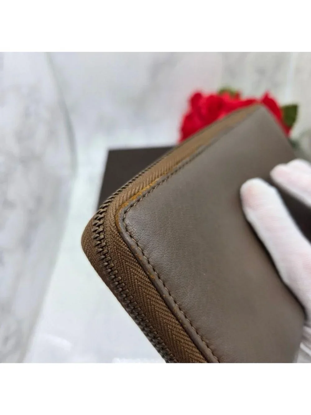 ★SOLD★ Gucci Logo Zip Around Wallet Bamboo Brown - Picture 7 of 13